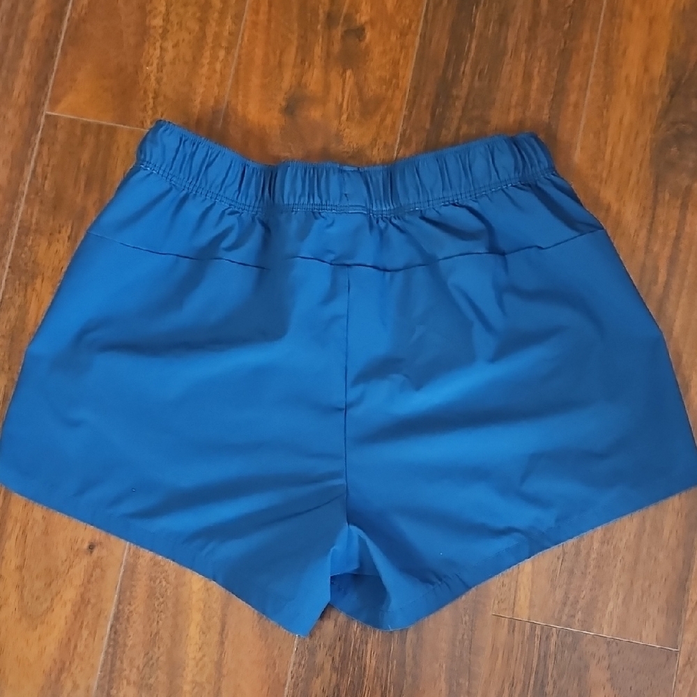 The North Face Blue Wander Shorts w/ Pockets - Picture 6 of 7